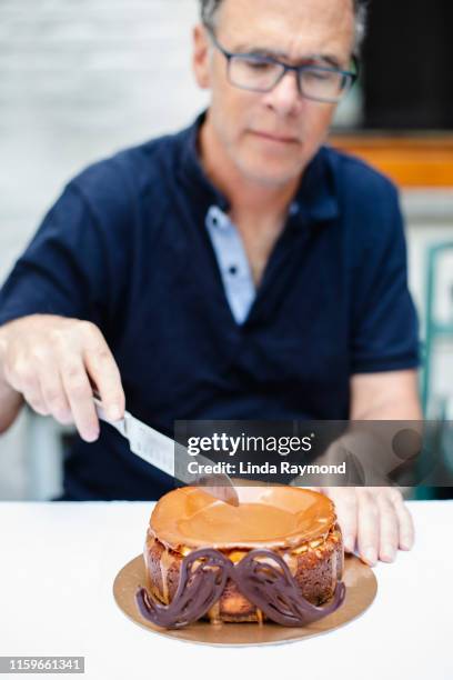 father's day - cut cake stock pictures, royalty-free photos & images