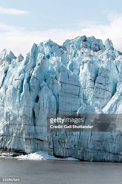 margerie glacier wrinkles - glacier bay national park stock-fotos und bilder