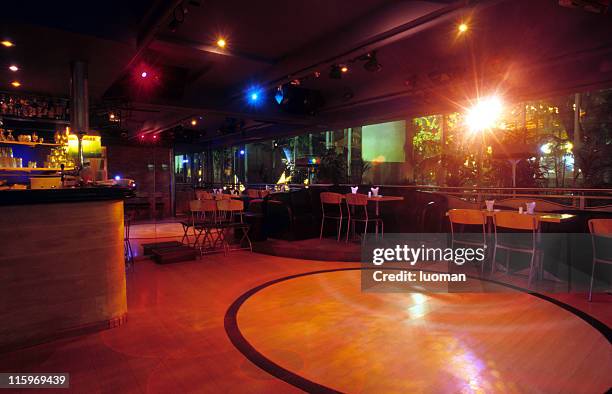 bar, restaurante y disco - dancefloor fotografías e imágenes de stock
