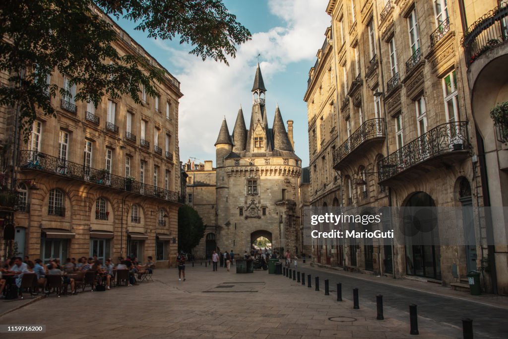 Porte Cailhau, Bordeaux