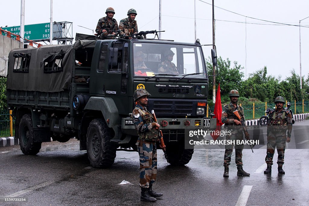 INDIA-PAKISTAN-KASHMIR-UNREST
