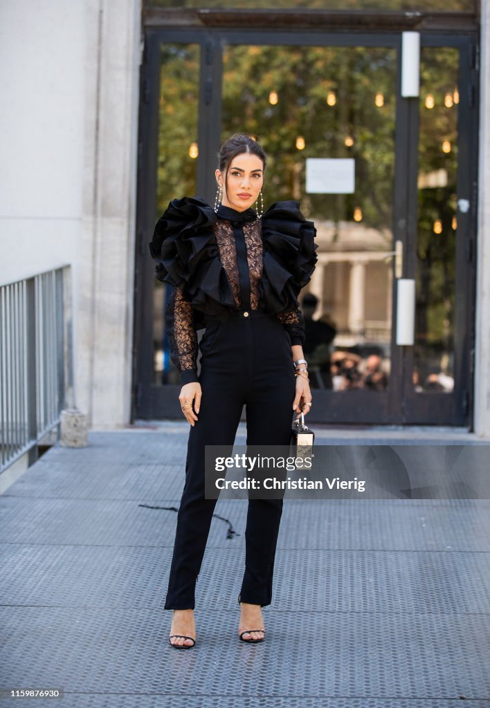 Street Style : Paris Fashion Week -Haute Couture Fall/Winter 2019/2020 : Day Four