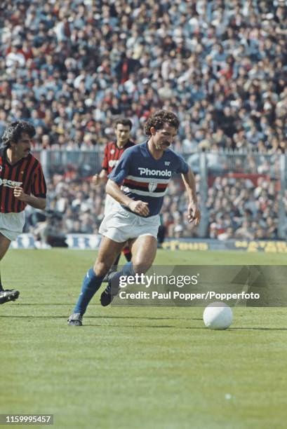 Scottish footballer Graeme Souness, midfielder with Sampdoria, pictured in action for the club during the Serie A match between Sampdoria and AC...