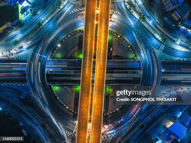 aerial view/traffic on a circular road/aerial shot - plus key stock pictures, royalty-free photos & images