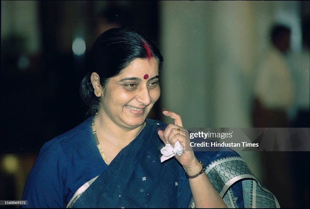 Archival Images Of Sushma Swaraj, Former Foreign Minister And BJP Stalwart Who Passes Away at 67 After Heart Attack