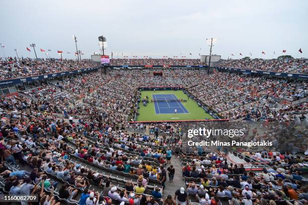 General view of the match from centre court between Nick Kyrgios of Australia and Kyle Edmund of Great Britain during day 5 of the Rogers Cup at IGA...