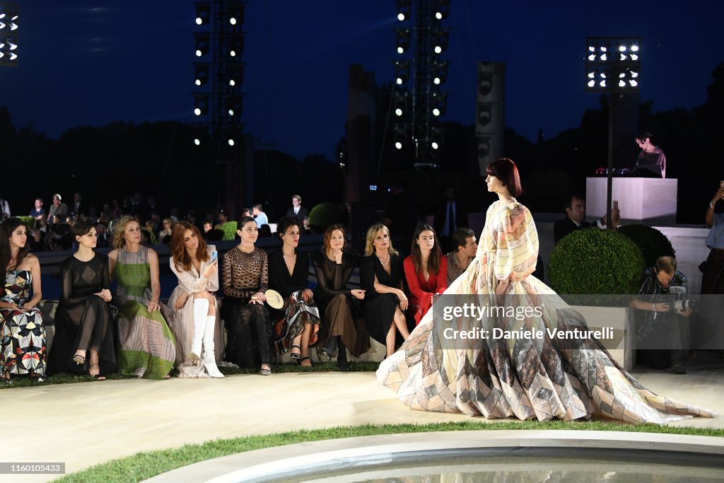 Fendi Couture Fall Winter 2019/2020 - Show