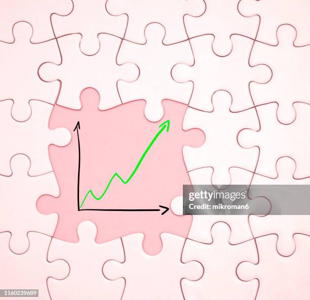 Puzzle Graph 438 Jigsaw Graph Stock Photos, High-Res Pictures, and Images - Getty Images