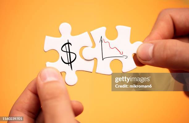 Puzzle Graph 438 Jigsaw Graph Stock Photos, High-Res Pictures, and Images - Getty Images