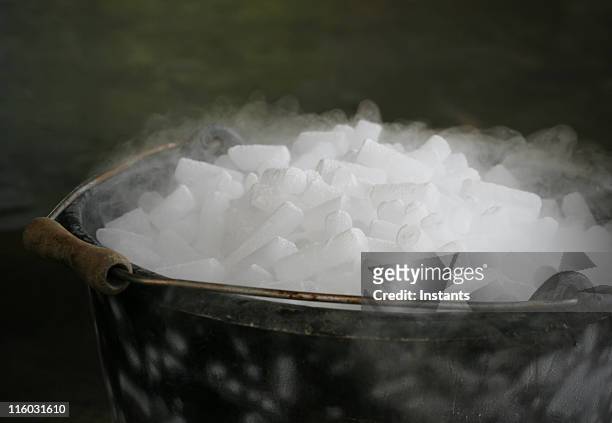 dry ice - dry ice stock pictures, royalty-free photos & images