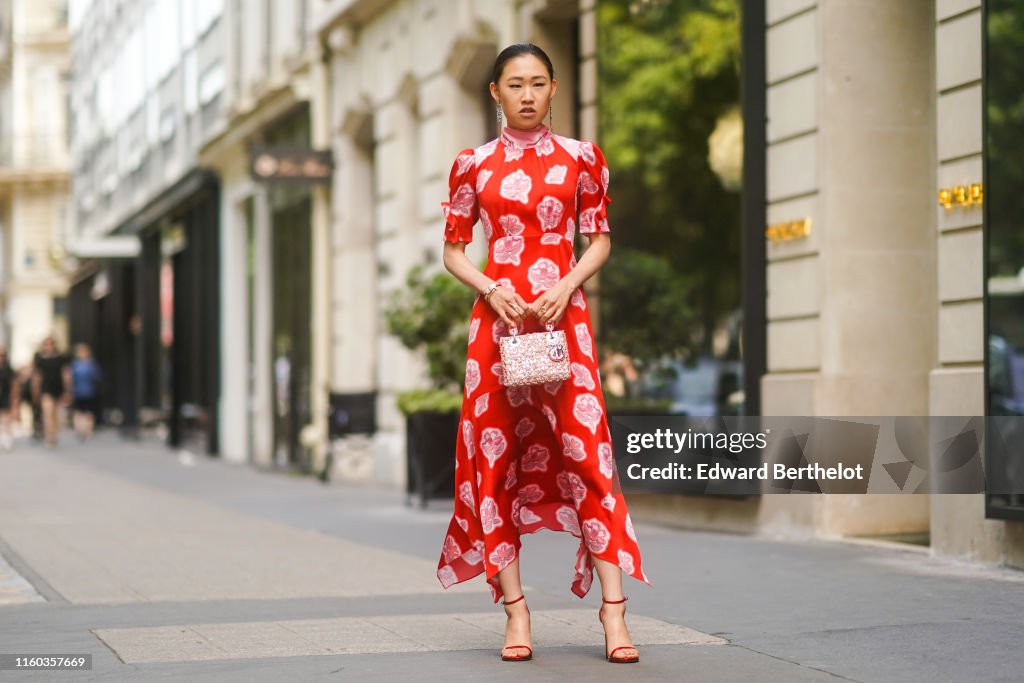 Street Style : Paris Fashion Week -Haute Couture Fall/Winter 2019/2020 : Day Two