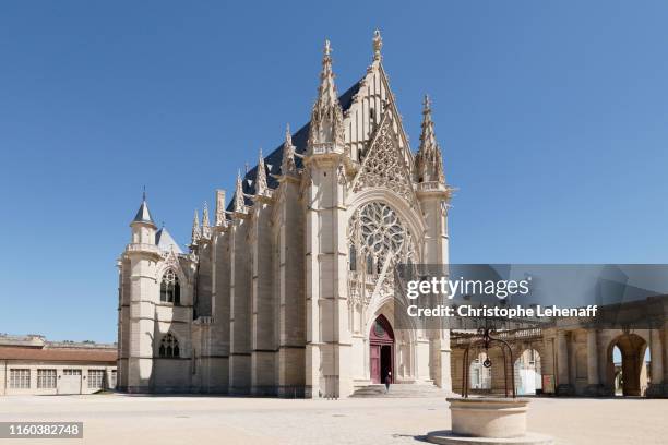 the holy chapel of the castle of vincennes. - vincennes stock pictures, royalty-free photos & images