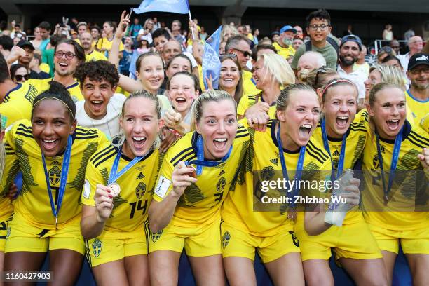 Players of Sweden celebrate the victory after the 2019 FIFA Women's World Cup France 3rd Place Match match between England and Sweden at Stade de...
