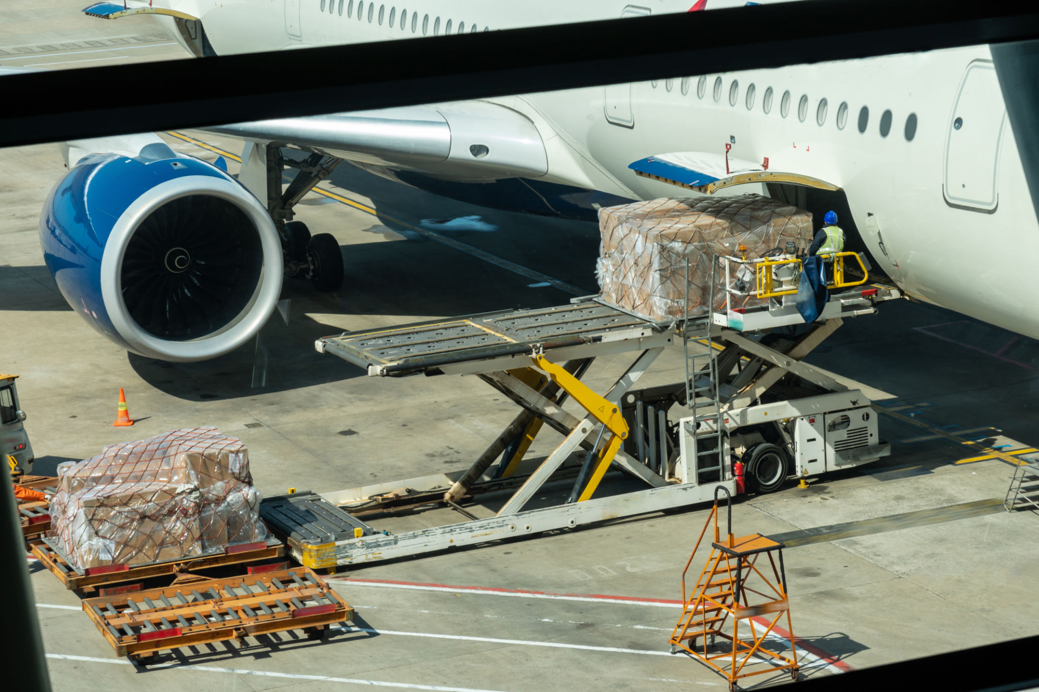 luggage pickup