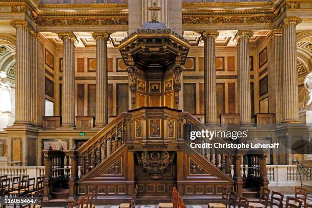 inside the madeleine church - pulpit stock pictures, royalty-free photos & images