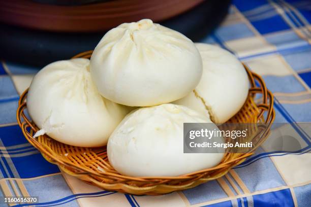 chinese steamed buns - bao bun stock pictures, royalty-free photos & images