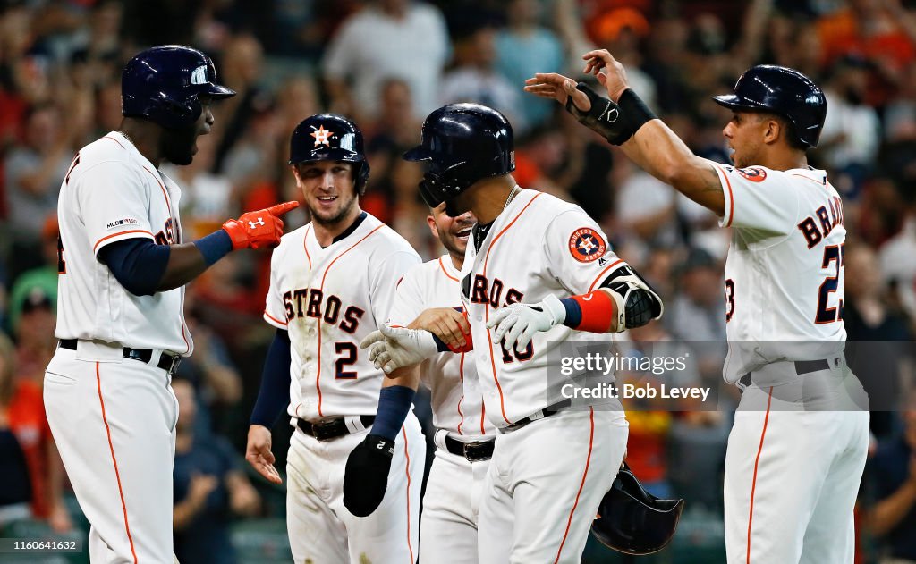 Los Angeles Angels of Anaheim v Houston Astros