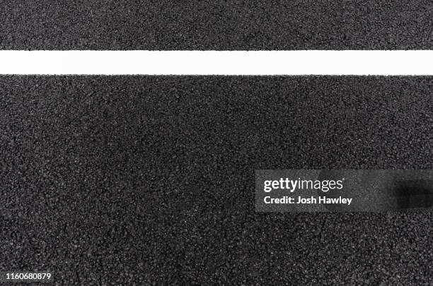 full frame shot of asphalt road - road texture imagens e fotografias de stock