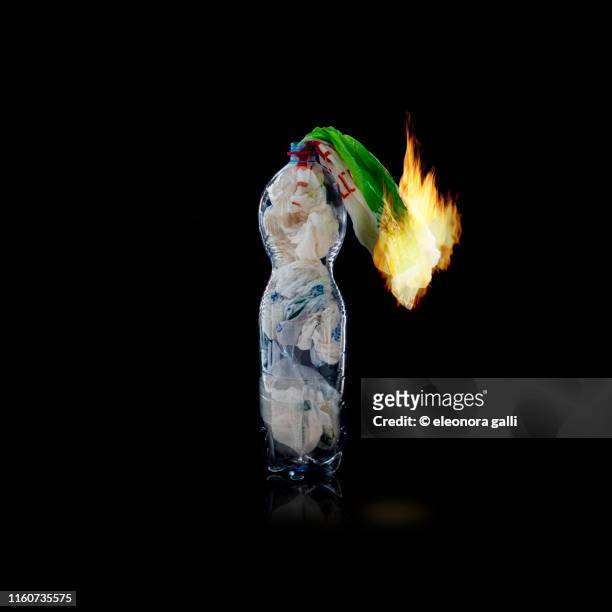 molotov plastic  bottle - molotov cocktail ストックフォトと画像