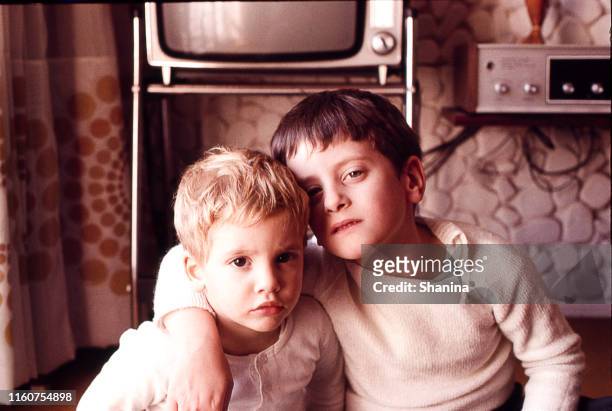 brothers at home in the seventies - archival stock pictures, royalty-free photos & images