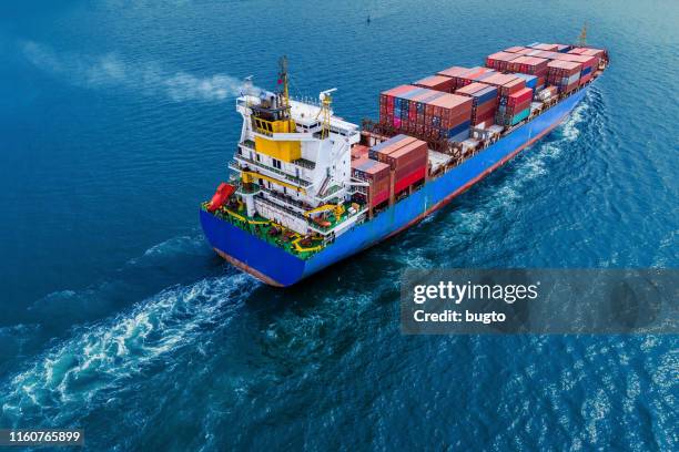 container ship moving - industrial sailing craft stock pictures, royalty-free photos & images