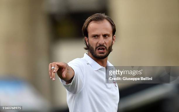 Alberto Gilardino head coach of Pro Vercelli gestures during the match between Ascoli Calcio 1898 FC and Pro Vercelli-TIM Cup at Stadio Cino e Lillo...