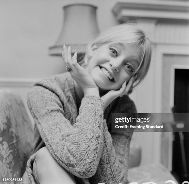 American actress, producer, and singer Goldie Hawn, UK, 3rd February 1970.