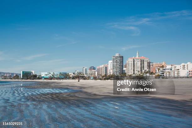 long beach california - long beach californië stockfoto's en -beelden