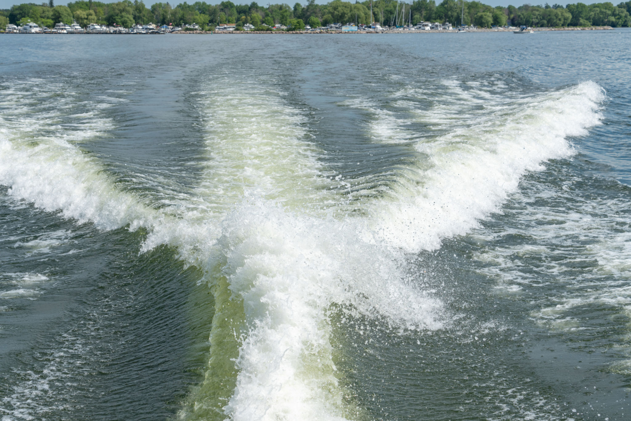 boat fluid dynamics