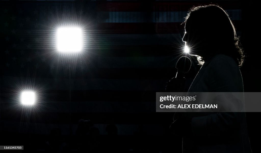 TOPSHOT-US-POLITICS-VOTE-IOWA