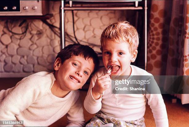 vintage kids posing to camera - old brother stock pictures, royalty-free photos & images
