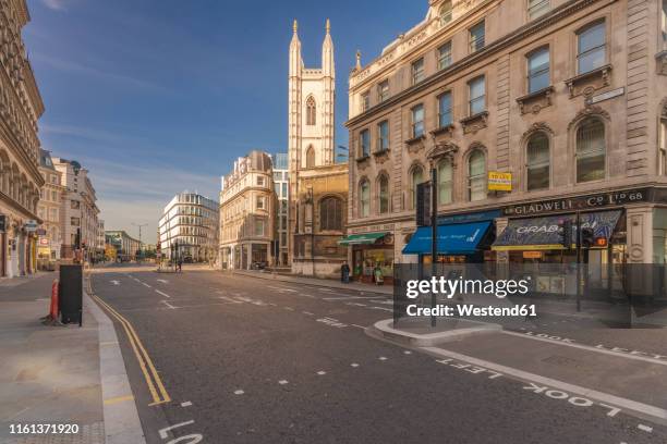 uk, london, city of london, mansion house station, queen victoria street - mansion house london imagens e fotografias de stock