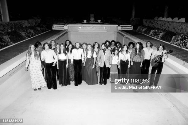 Membres d'une troupe de danseurs de la secte des 'Enfants de Dieu' en Californie en 1974, Etats-Unis.