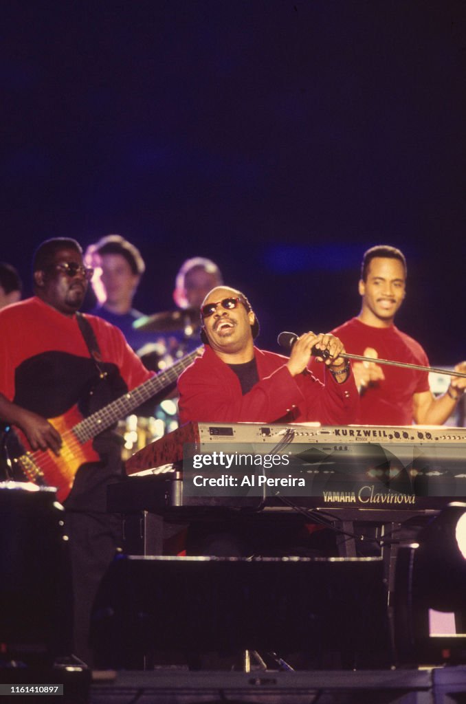 Stevie Wonder Performs at Super Bowl XXXIII