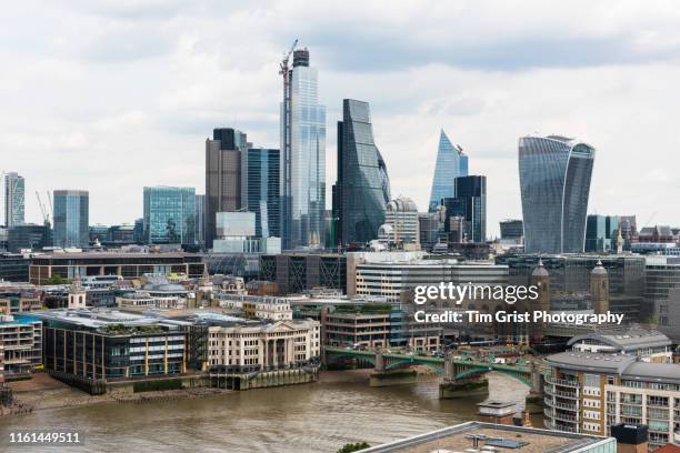 the city of london skyline - tower 42 stock pictures, royalty-free photos & images