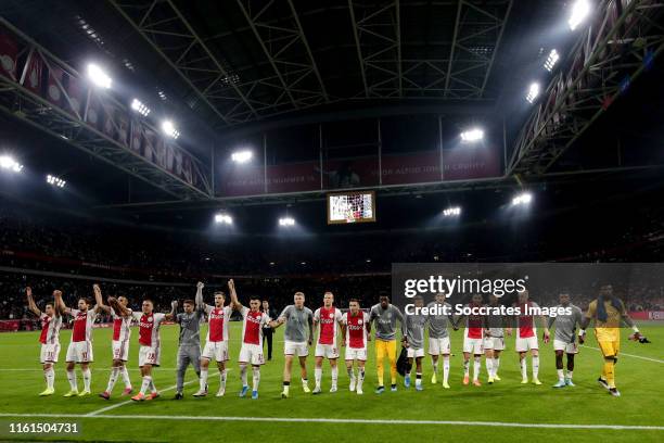 Andre Onana of Ajax, Joel Veltman of Ajax, Donny van de Beek of Ajax, David Neres of Ajax, Dusan Tadic of Ajax, Noussair Mazraoui of Ajax, Daley...