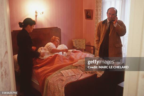 Le docteur Pierre L. , médecin généraliste à Vitry-Sur-Seine, effectue, en janvier 2002, une visite à domicile d'une de ses patientes qui a eu un...