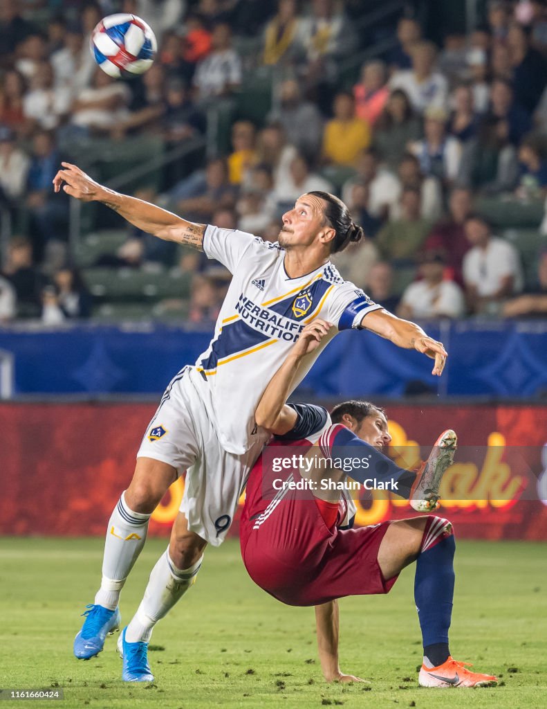 FC Dallas v Los Angeles Galaxy