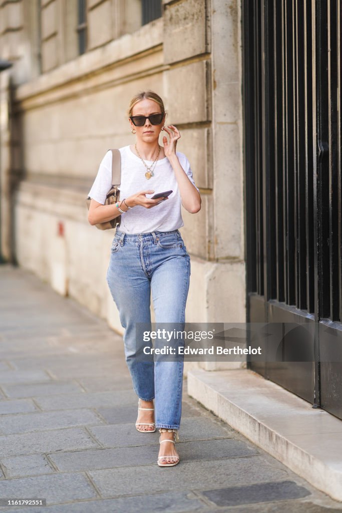 Street Style : Paris Fashion Week -Haute Couture Fall/Winter 2019/2020 : Day Two