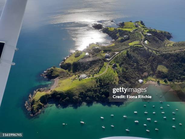 waiheke island bay from the air - waiheke island stock pictures, royalty-free photos & images