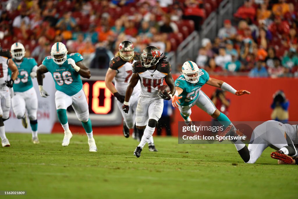 NFL: AUG 16 Preseason - Dolphins at Buccaneers