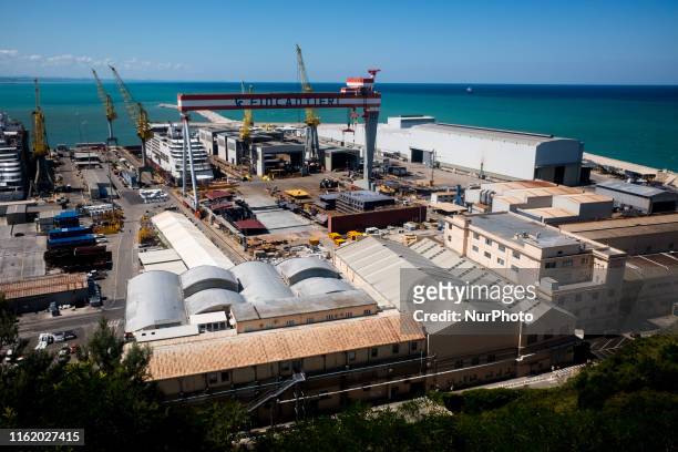 Fincantieri , Cantiere navale di Ancona, costituisce un importante stabilimento di costruzione e riparazioni navali della citt che insieme agli...