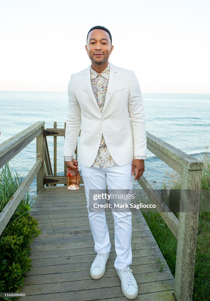 Hamptons Magazine Hosts Chic At The Beach With John Legend