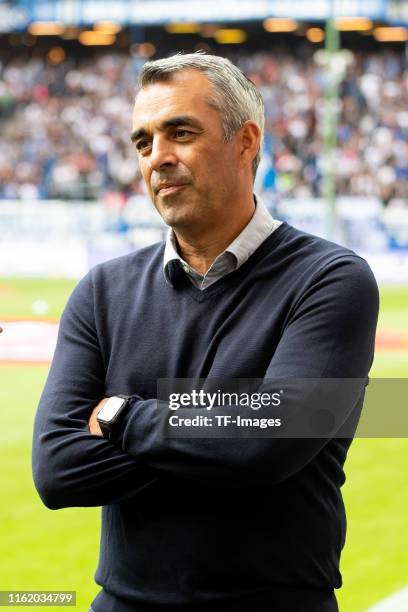 Head coach Robin Dutt of VfL Bochum looks on prior to the Second Bundesliga match between Hamburger SV and VfL Bochum 1848 at Volksparkstadion on...