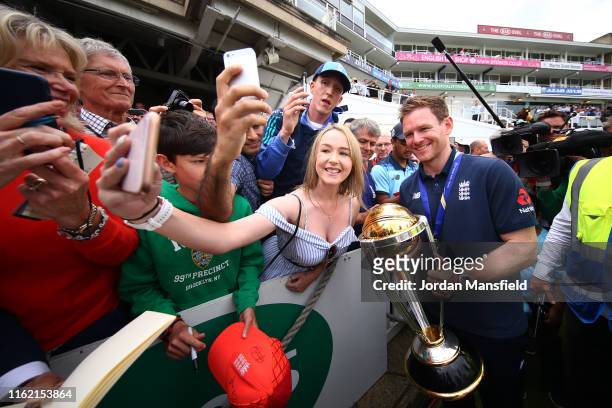 Eoin Morgan of England parades the trophy during the England ICC World Cup Victory Celebration at The Kia Oval on July 15, 2019 in London, England.