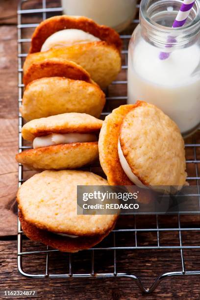 Banana Whoopie Pies. Style rustic. Selective focus.