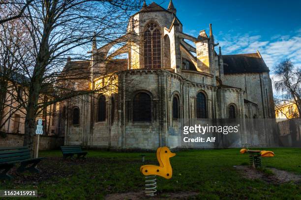 church of saint-jean de montierneuf in poitiers, nouvelle-aquitaine, france - poitiers stock pictures, royalty-free photos & images
