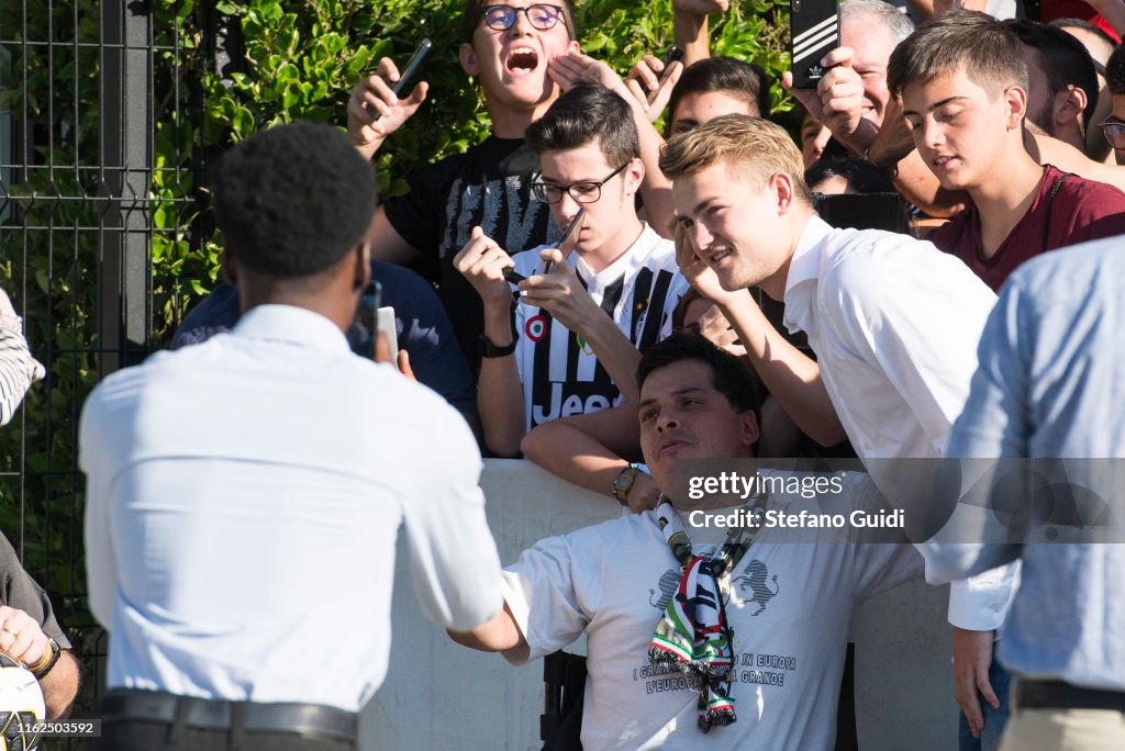 Matthijs De Ligt Arrives In Turin