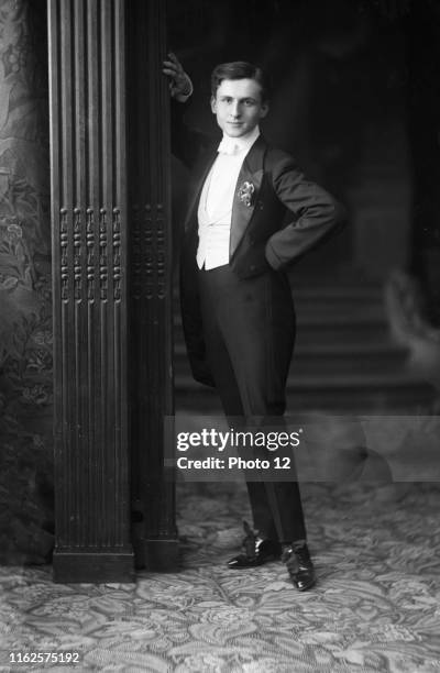 Maurice Rostand 11 Maurice Rostand Stock Photos, High-Res Pictures, and Images - Getty ...