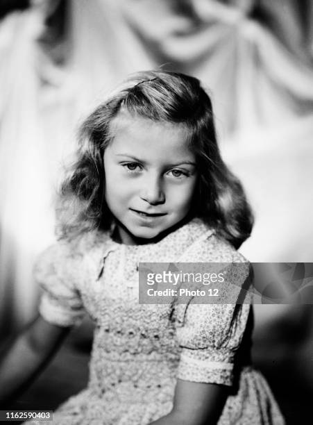 Princess Tatiana Radziwill, daughter of Princess Eugenie of Greece and of Prince Dominik Radziwill 1955 Taponier Photo.